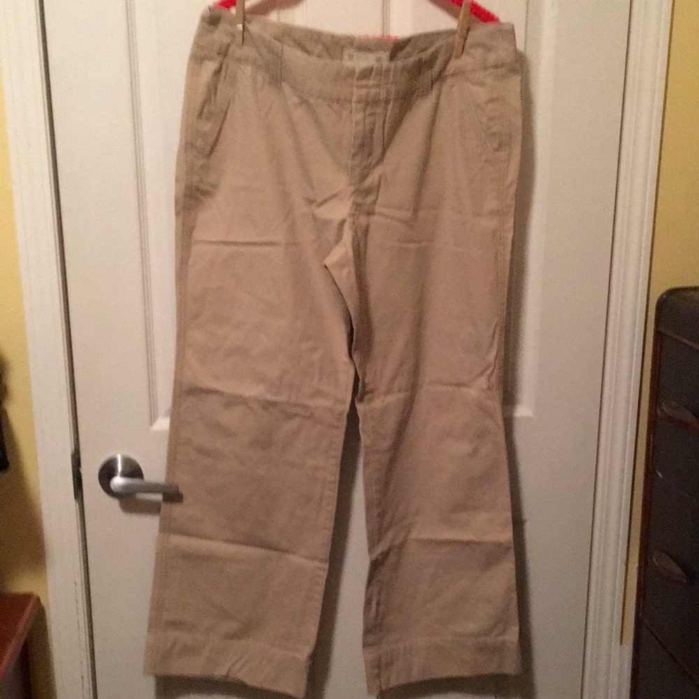 Gap khaki pants